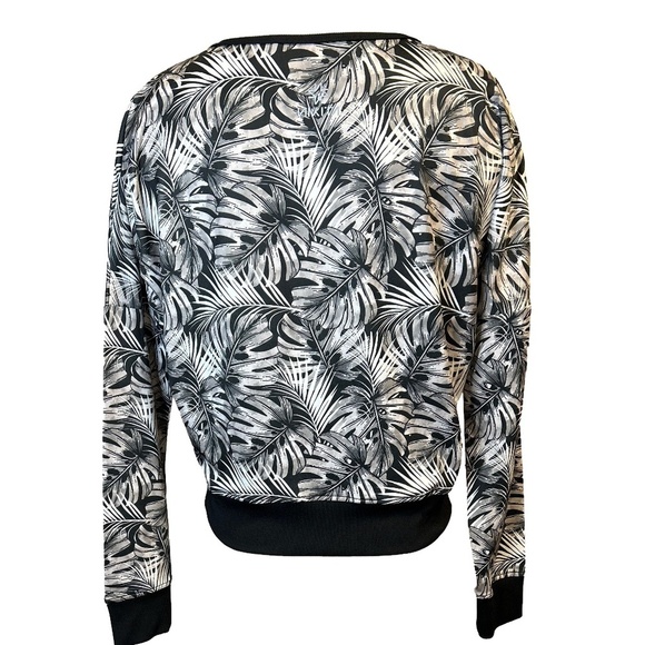 Nikita Leaf Print Top/Small - Picture 2 of 5